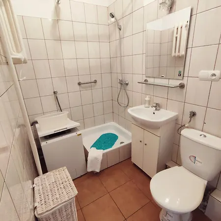 Old House - Przymorze - 2,5 Km Do Plazy I Morza Apartamento