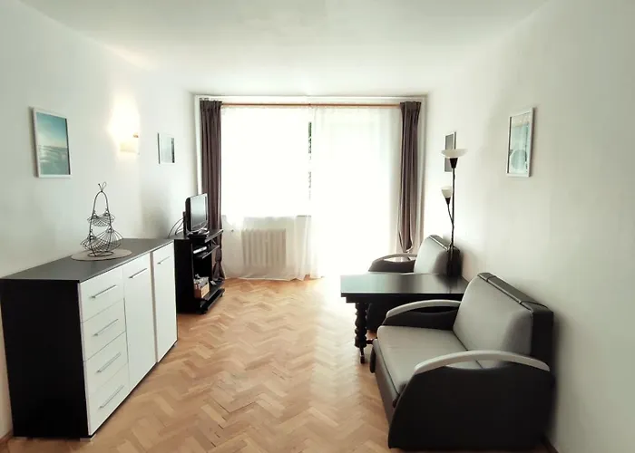 Old House - Przymorze - 2,5 Km Do Plazy I Morza Appartement